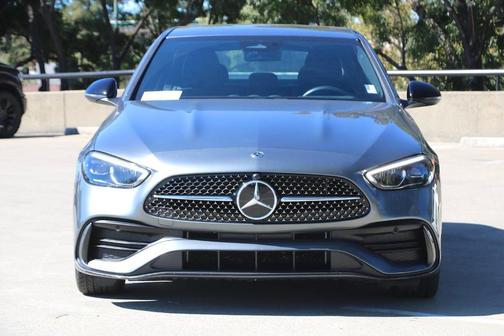 Photo 4 of 33 of 2022 Mercedes-Benz C-Class C 300