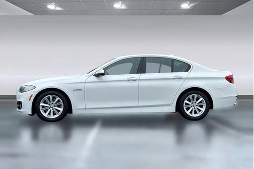 2015 BMW 528 528i