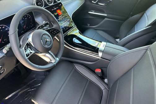 Polar White 2026 Mercedes-Benz GLC 300 4MATIC