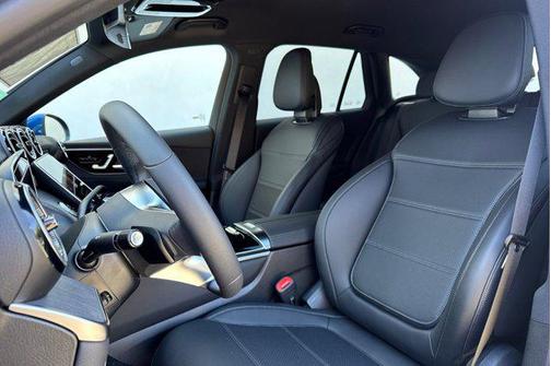 2025 Mercedes-Benz GLC 350e Base