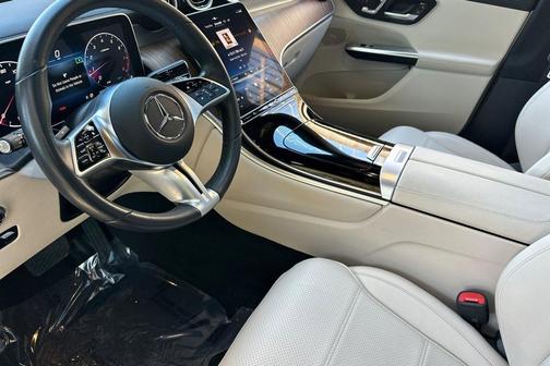 Polar White 2024 Mercedes-Benz GLC 300 4MATIC