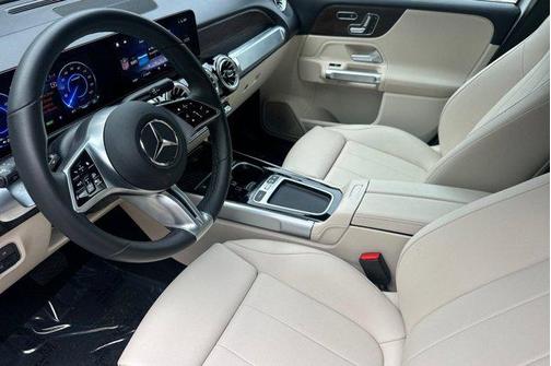 2025 Mercedes-Benz EQB 300 4MATIC