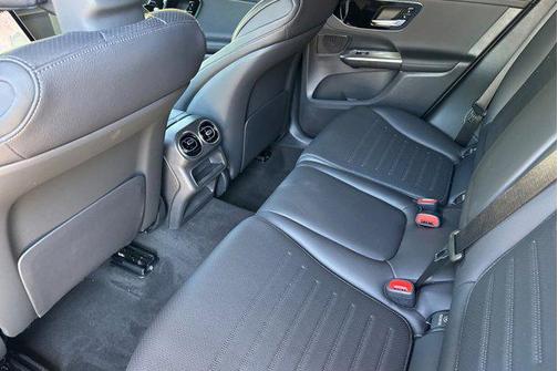 2025 Mercedes-Benz GLC 350e Base