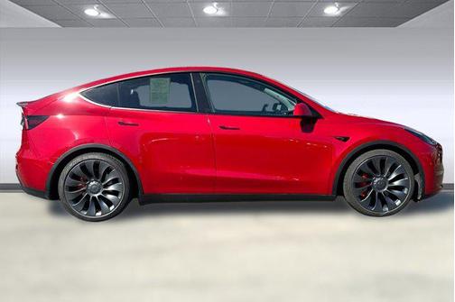 2022 Tesla Model Y Performance Dual Motor All-Wheel Drive