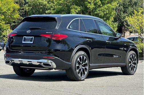 2025 Mercedes-Benz GLC 350e Base