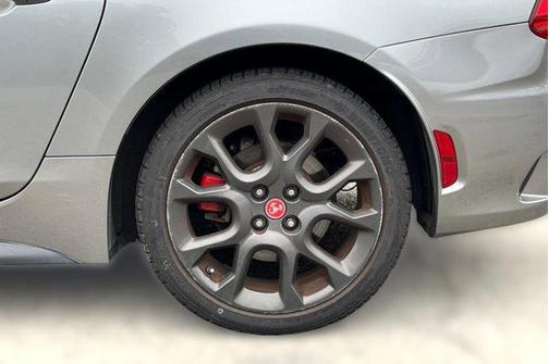 2017 FIAT 124 Spider Base