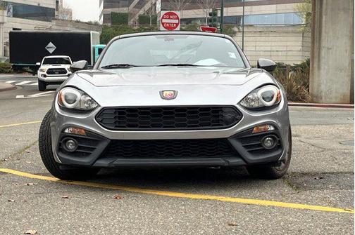 2017 FIAT 124 Spider Base