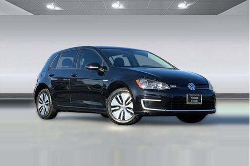 2016 Volkswagen e-Golf SE