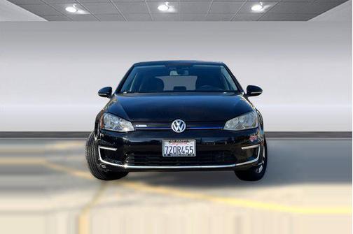 2016 Volkswagen e-Golf SE