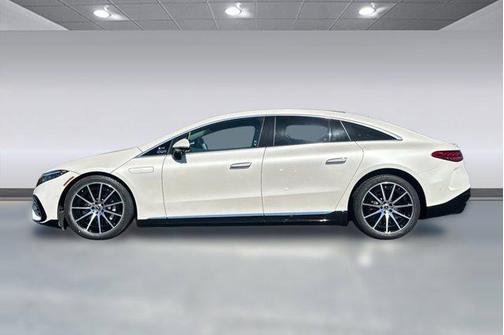 MANUFAKTUR Diamond White Metallic 2023 Mercedes-Benz EQS 580 4MATIC