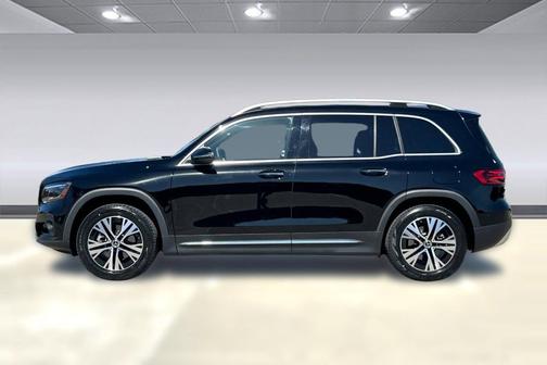 Night Black 2024 Mercedes-Benz GLB 250 4MATIC