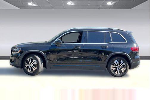 Night Black 2024 Mercedes-Benz GLB 250 4MATIC