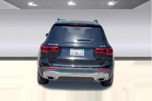 Night Black 2024 Mercedes-Benz GLB 250 4MATIC