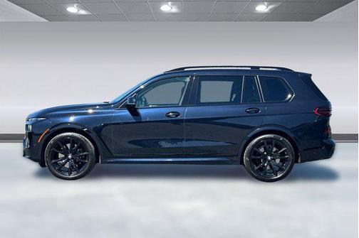 Carbon Black Metallic 2024 BMW X7 xDrive40i