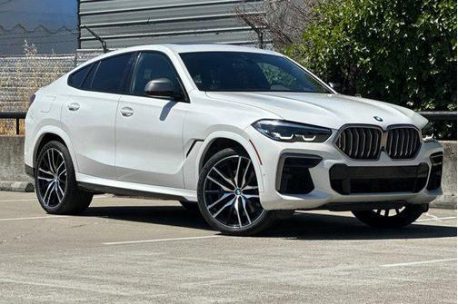 2023 BMW X6 M50i