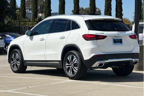 2025 Mercedes-Benz GLA 250 4MATIC