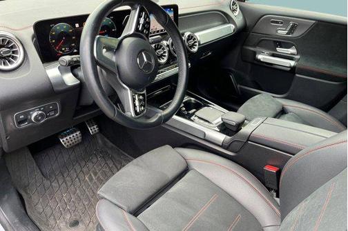 2023 Mercedes-Benz EQB 300 4MATIC