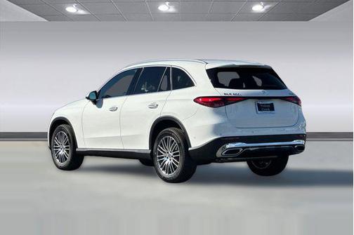 Polar White 2026 Mercedes-Benz GLC 300 4MATIC