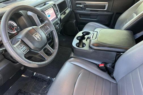 Bright White Clearcoat 2022 RAM 1500 Tradesman