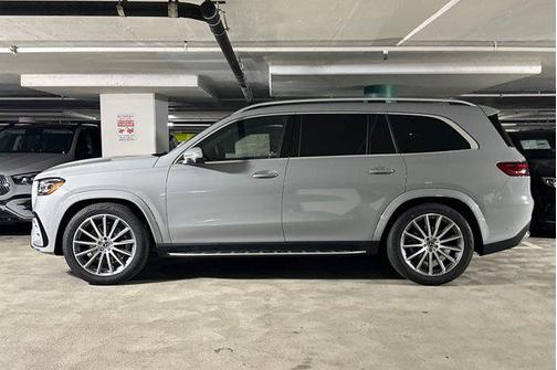 2025 Mercedes-Benz GLS 450 4MATIC