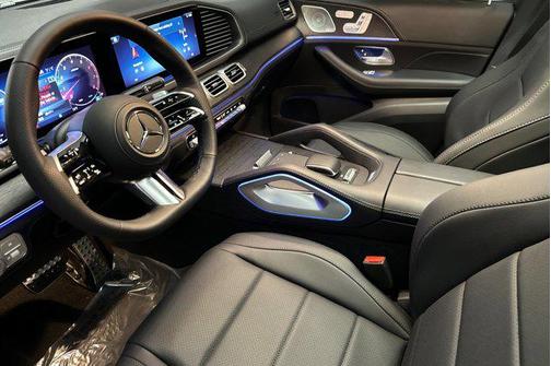 2025 Mercedes-Benz GLS 450 4MATIC