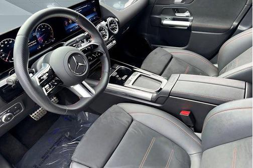 2025 Mercedes-Benz GLA 250 4MATIC