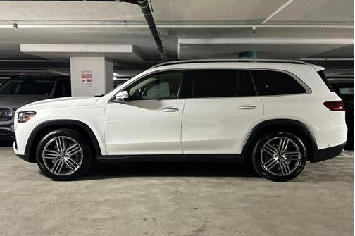2026 Mercedes-Benz GLS 450 4MATIC