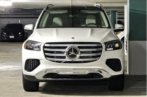 2026 Mercedes-Benz GLS 450 4MATIC