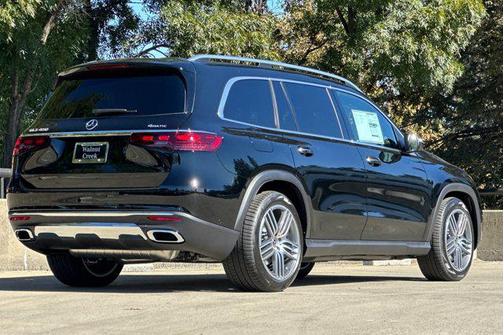 2025 Mercedes-Benz GLS 450 4MATIC
