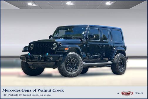Black Clearcoat 2022 Jeep Wrangler Unlimited 4xe Sahara High Altitude