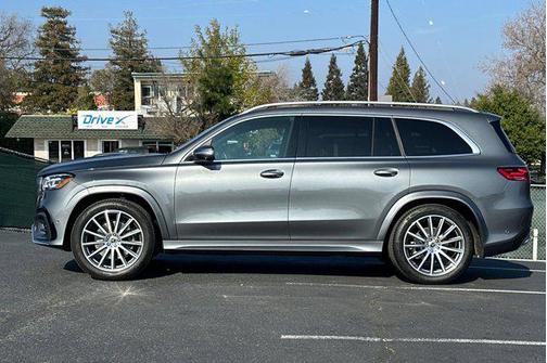 2025 Mercedes-Benz GLS 450 4MATIC