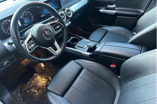 2023 Mercedes-Benz GLB 250 Base