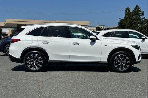 2025 Mercedes-Benz GLC 350e Base