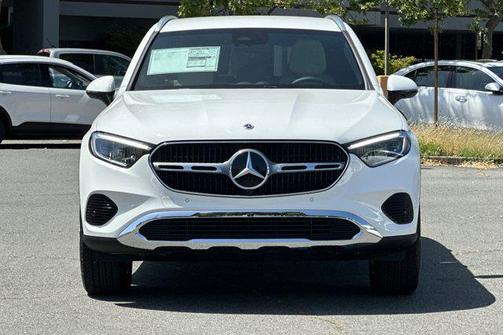 2025 Mercedes-Benz GLC 350e Base