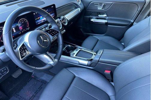 2025 Mercedes-Benz GLB 250 Base