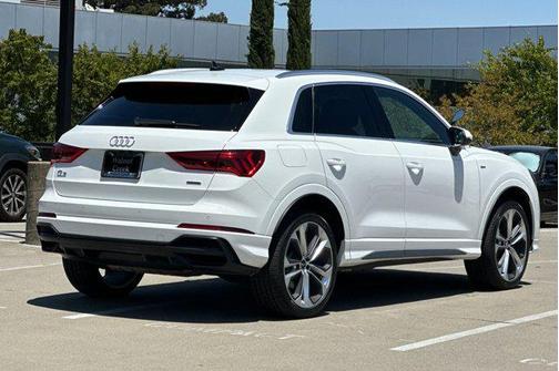 2020 Audi Q3 45 S line Premium Plus