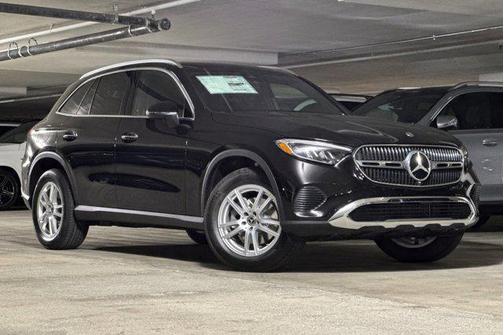 2025 Mercedes-Benz GLC 300 Base
