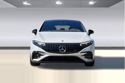 MANUFAKTUR Moonlight White Metallic 2025 Mercedes-Benz AMG EQS 4MATIC