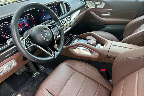 2025 Mercedes-Benz GLS 450 4MATIC