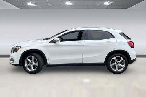 Polar White 2018 Mercedes-Benz GLA 250 4MATIC