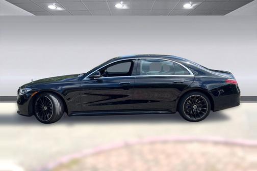 Obsidian Black Metallic 2022 Mercedes-Benz S-Class 4MATIC