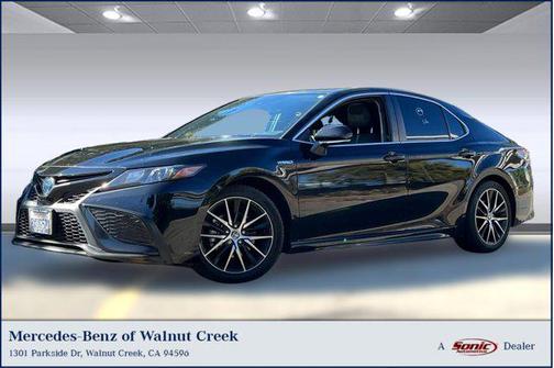 2021 Toyota Camry SE