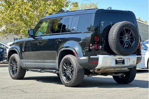 2024 Land Rover Defender 110 P300