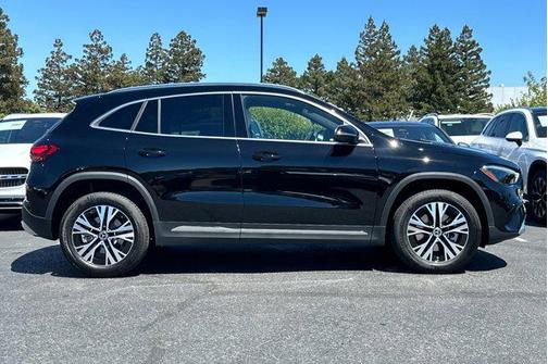 2026 Mercedes-Benz GLA 250 4MATIC