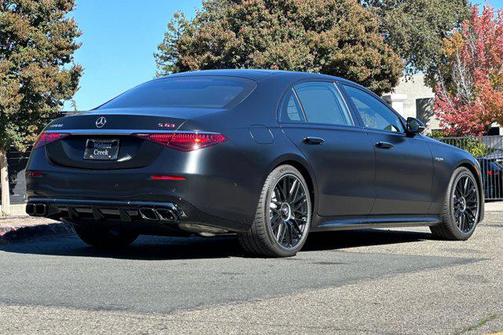 2026 Mercedes-Benz AMG S 63 E 4MATIC