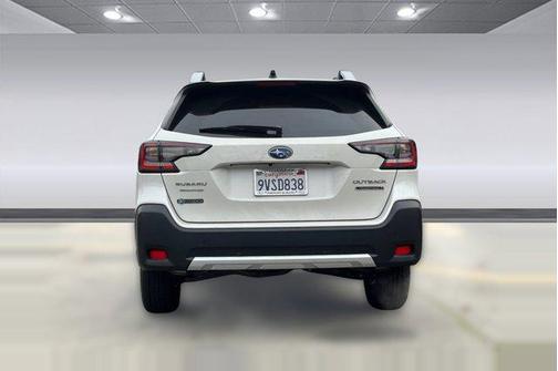 2025 Subaru Outback Touring XT