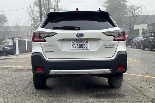 2025 Subaru Outback Touring XT