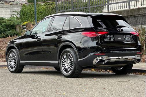 2025 Mercedes-Benz GLC 300 Base