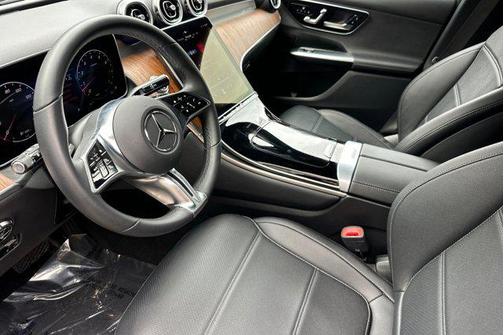 2025 Mercedes-Benz GLC 300 Base