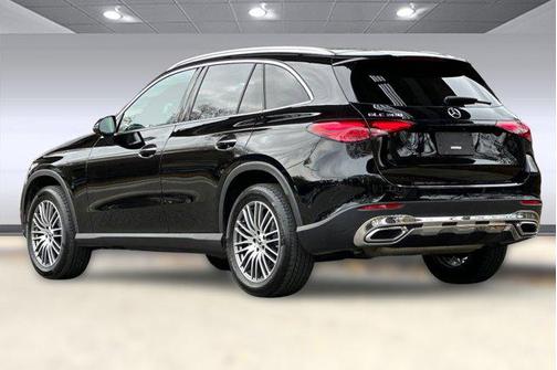 2025 Mercedes-Benz GLC 300 Base
